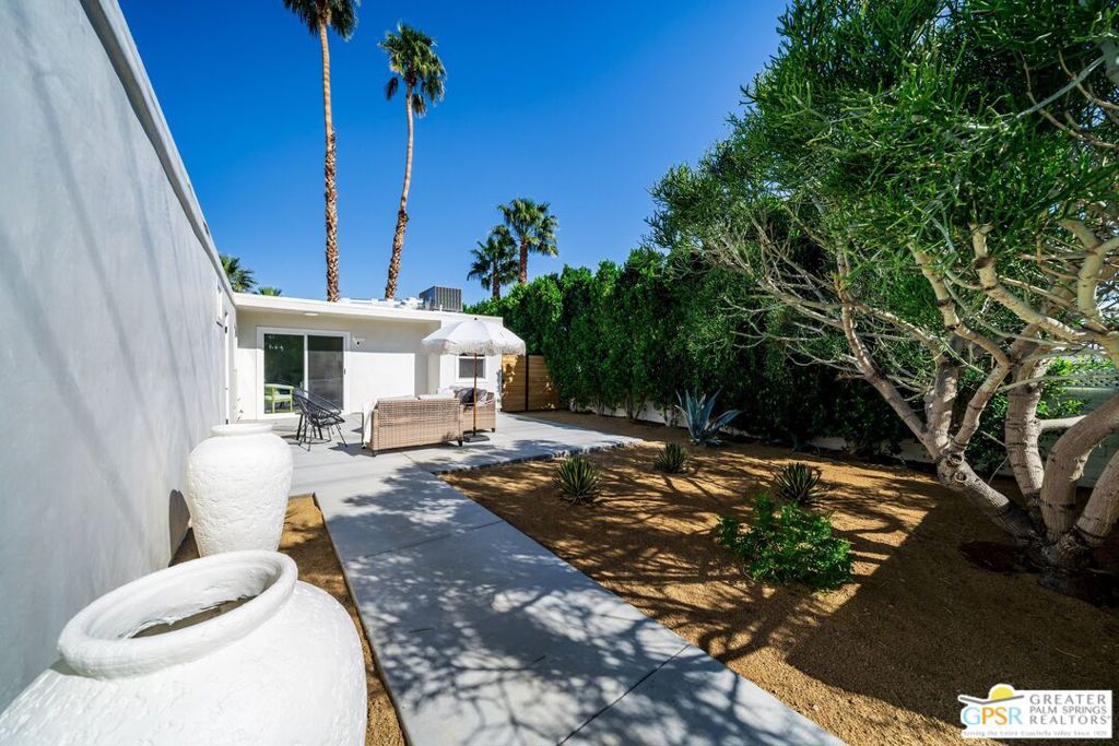 3111 E San Juan Road