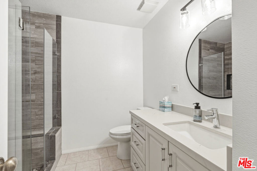 3605 E Anaheim Street 205