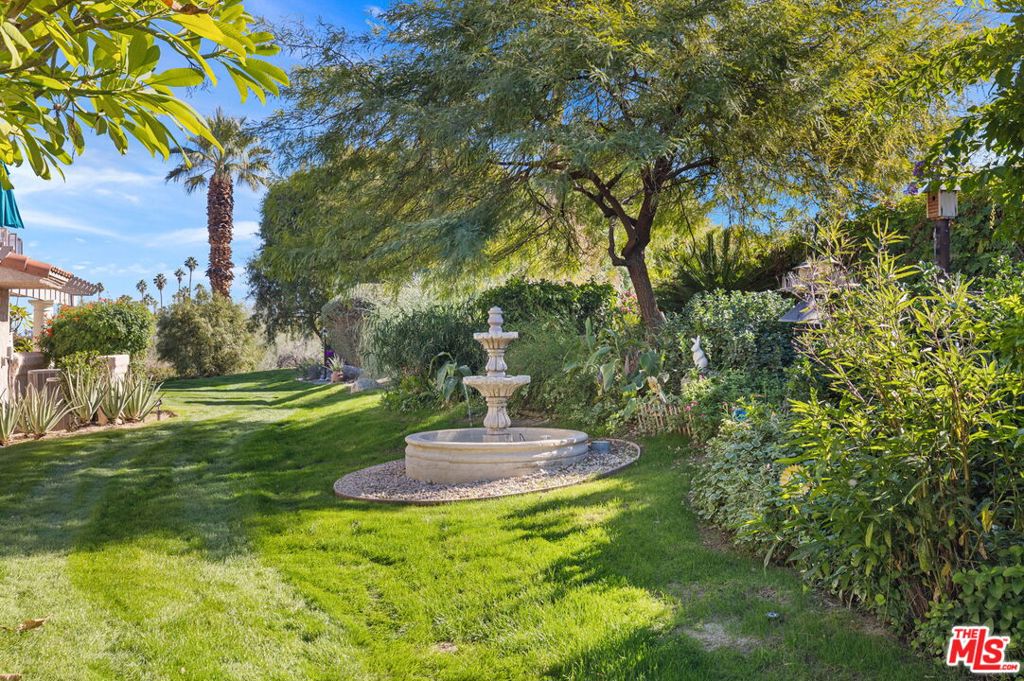 2001 E Camino Parocela K79