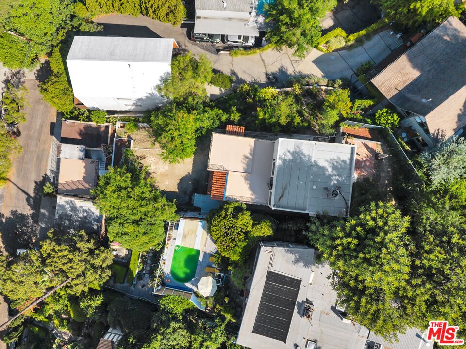 1570 Sanborn Ave