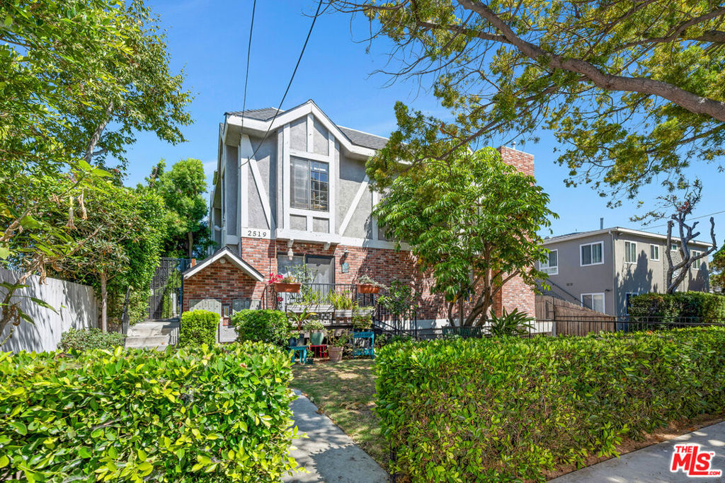 2519 Kansas Avenue 107