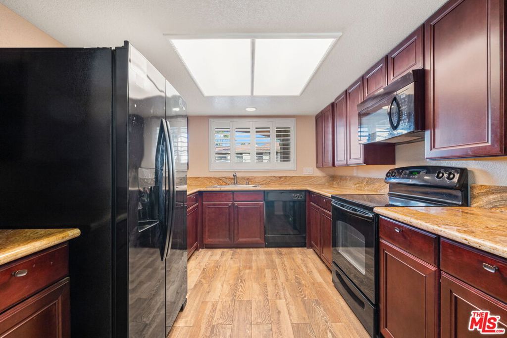 2001 E Camino Parocela K79