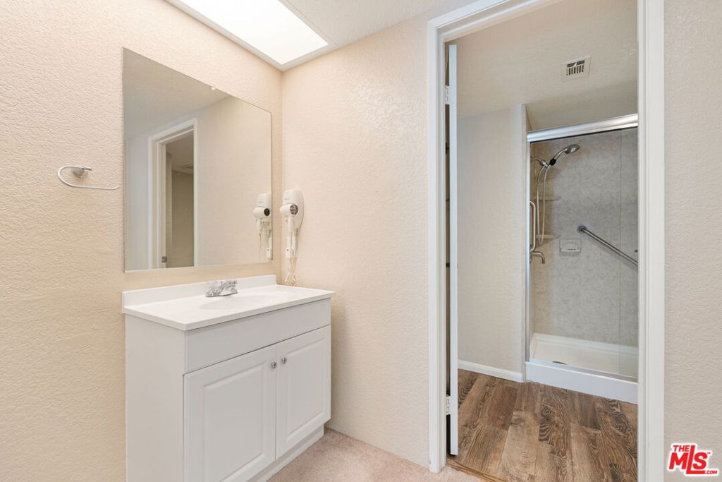 2001 E Camino Parocela K79