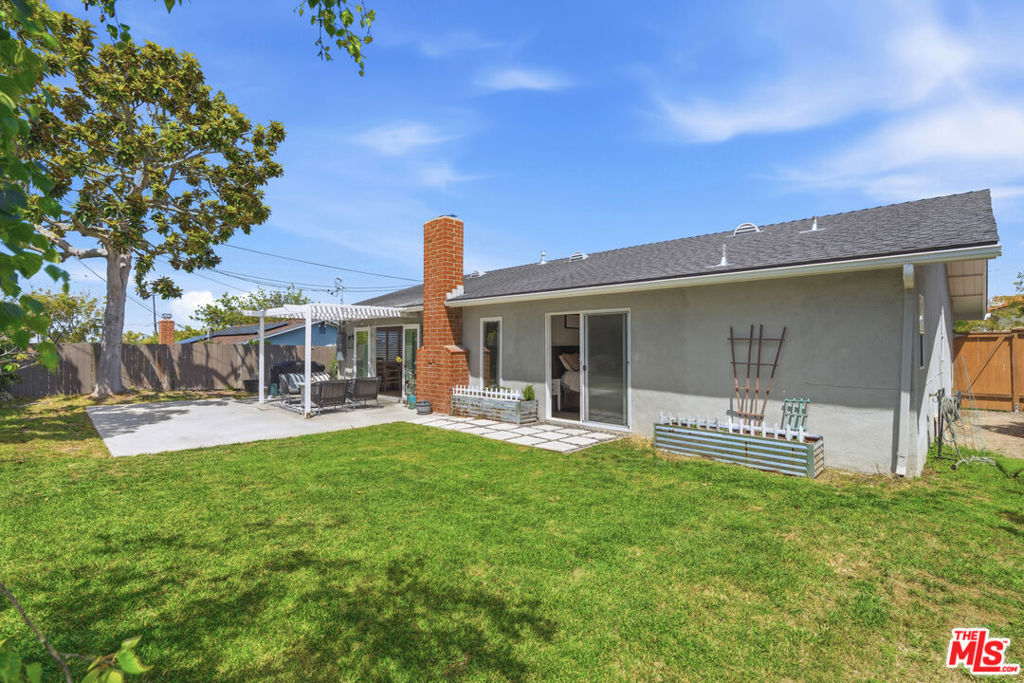 7022 Lofty Grove Drive