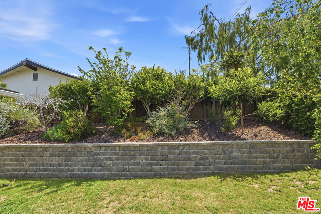 7022 Lofty Grove Drive