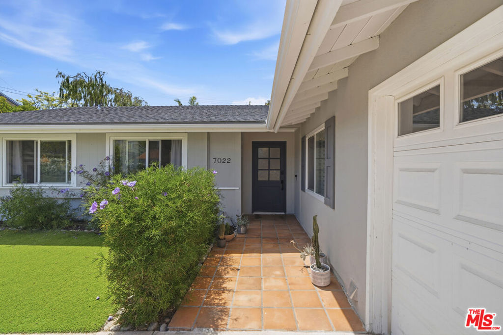 7022 Lofty Grove Drive