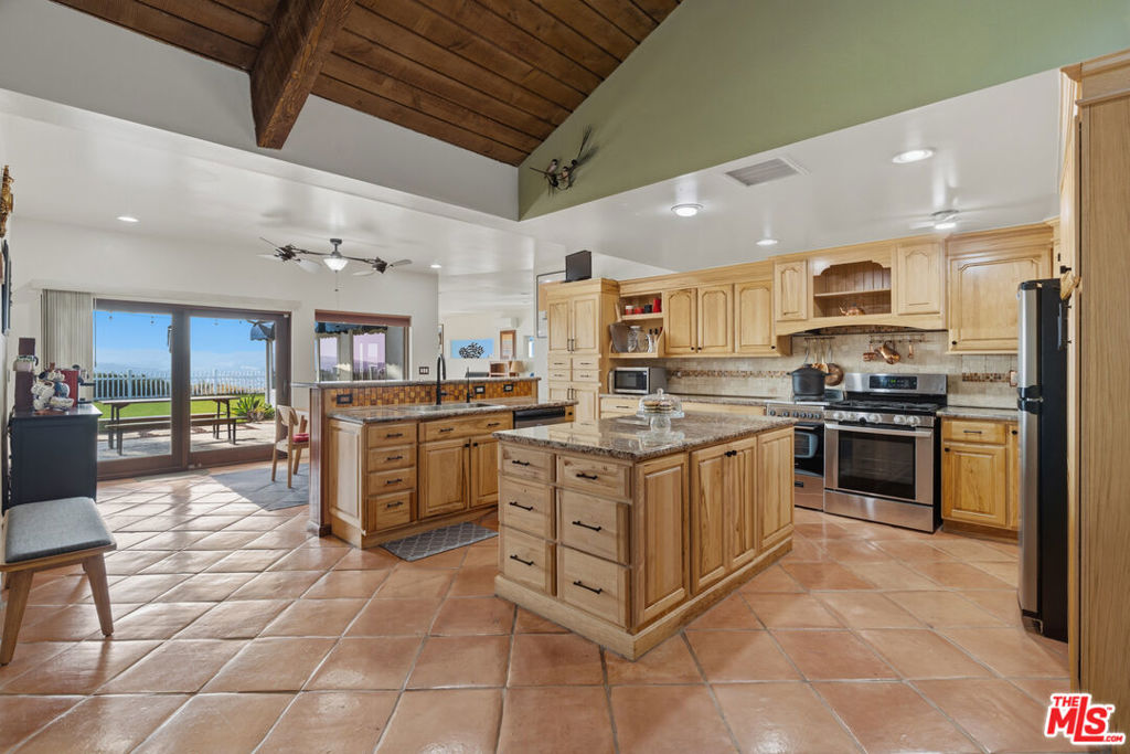 941 N Del Sol Lane
