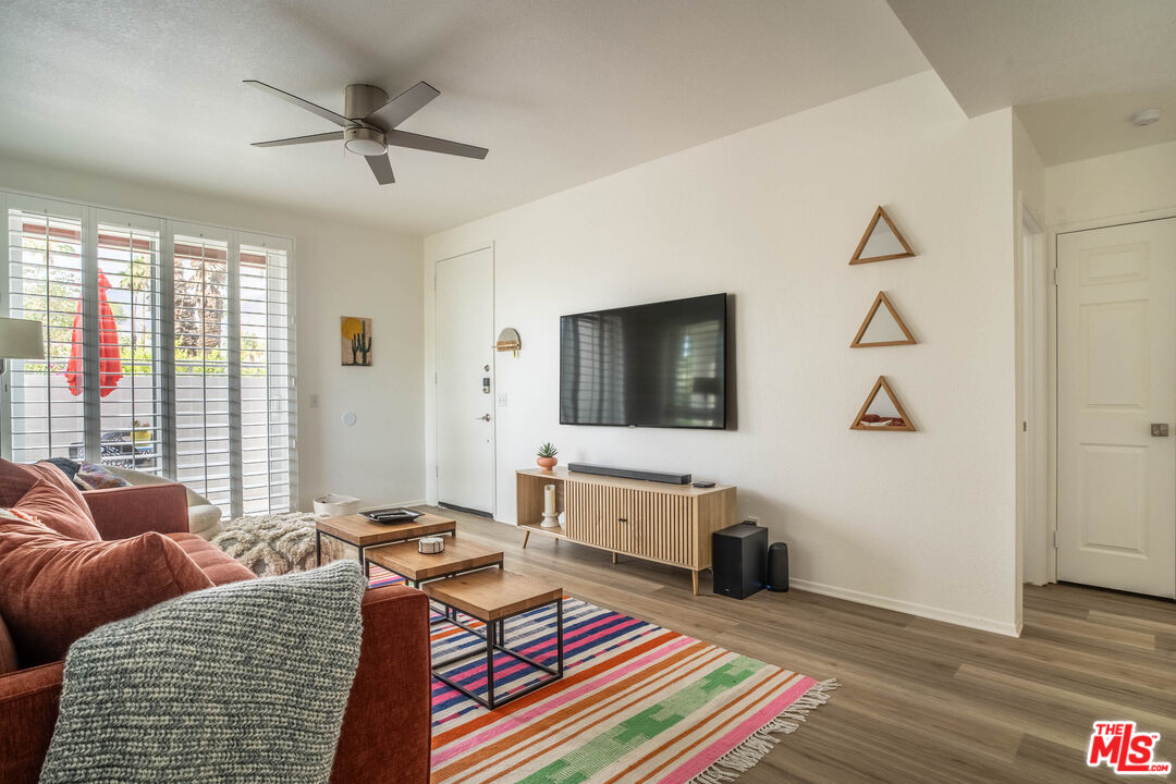 401 S El Cielo Rd Unit: 11