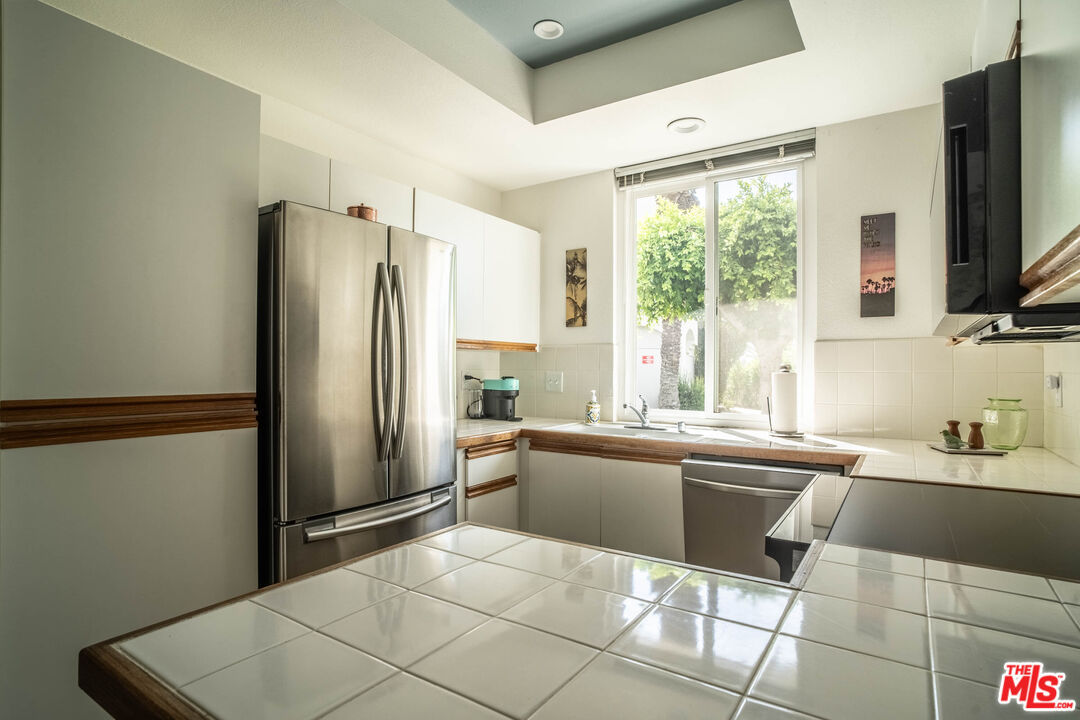 401 S El Cielo Rd Unit: 11