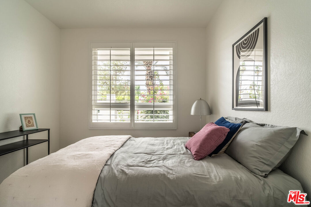 401 S El Cielo Rd Unit: 11