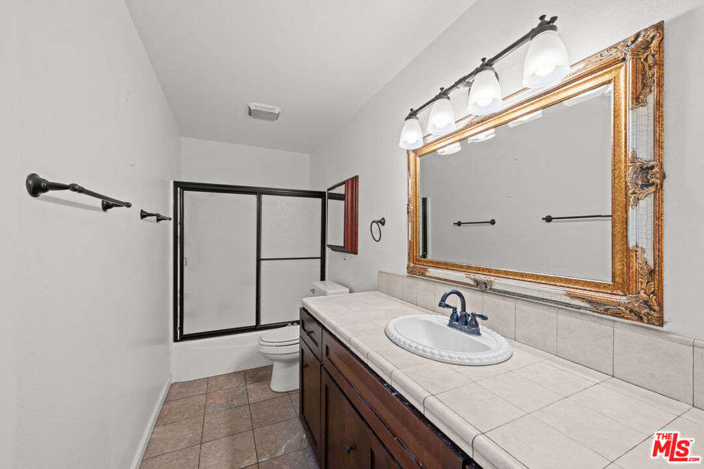 2467 Calle Villada Circle