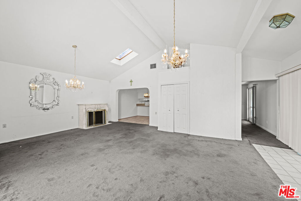 2467 Calle Villada Circle