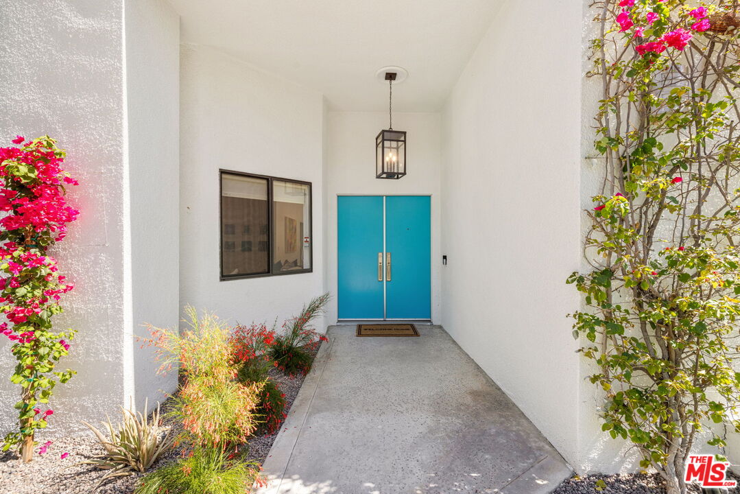 1414 S Sagebrush Rd