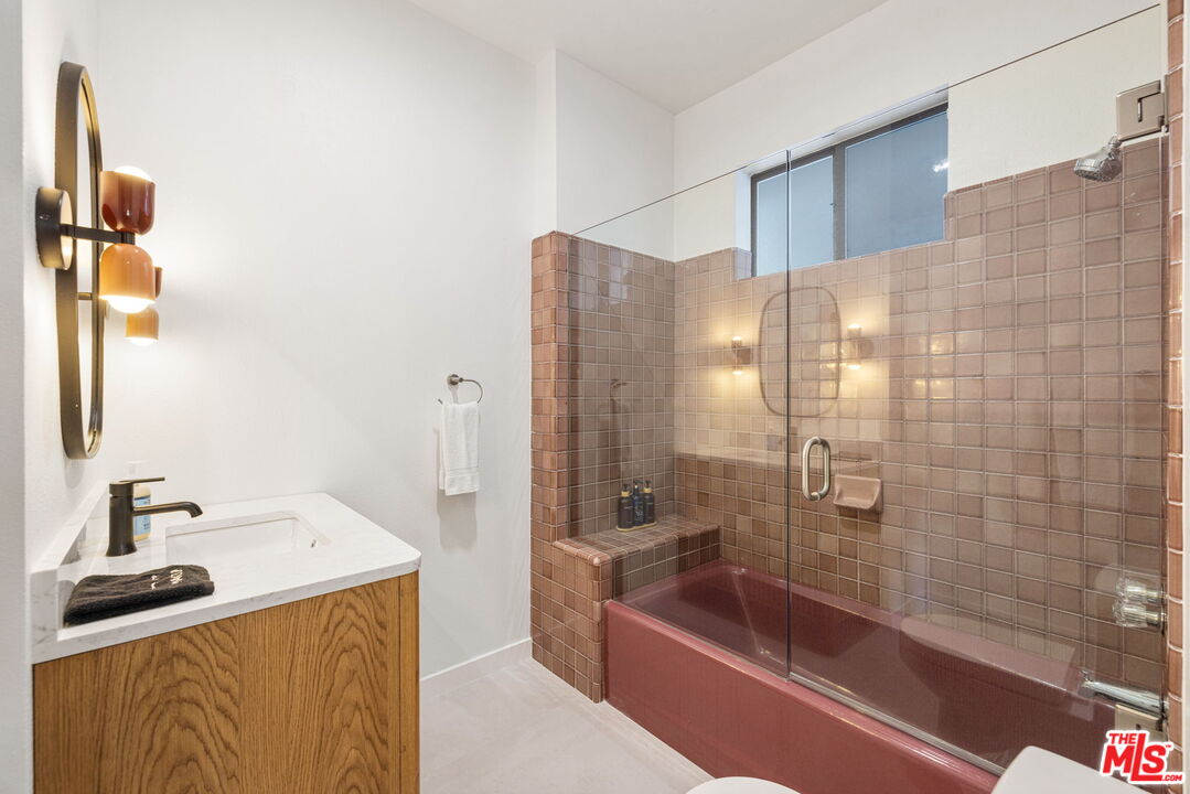 1414 S Sagebrush Rd