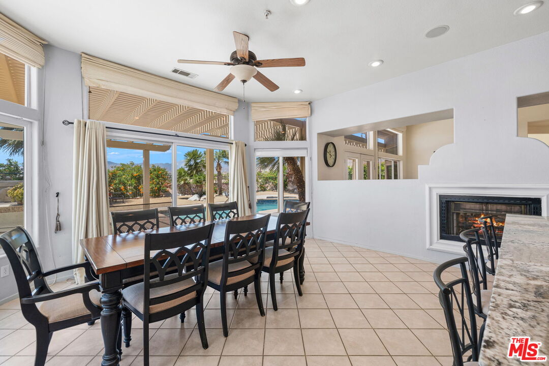 9891 El Rio Ln