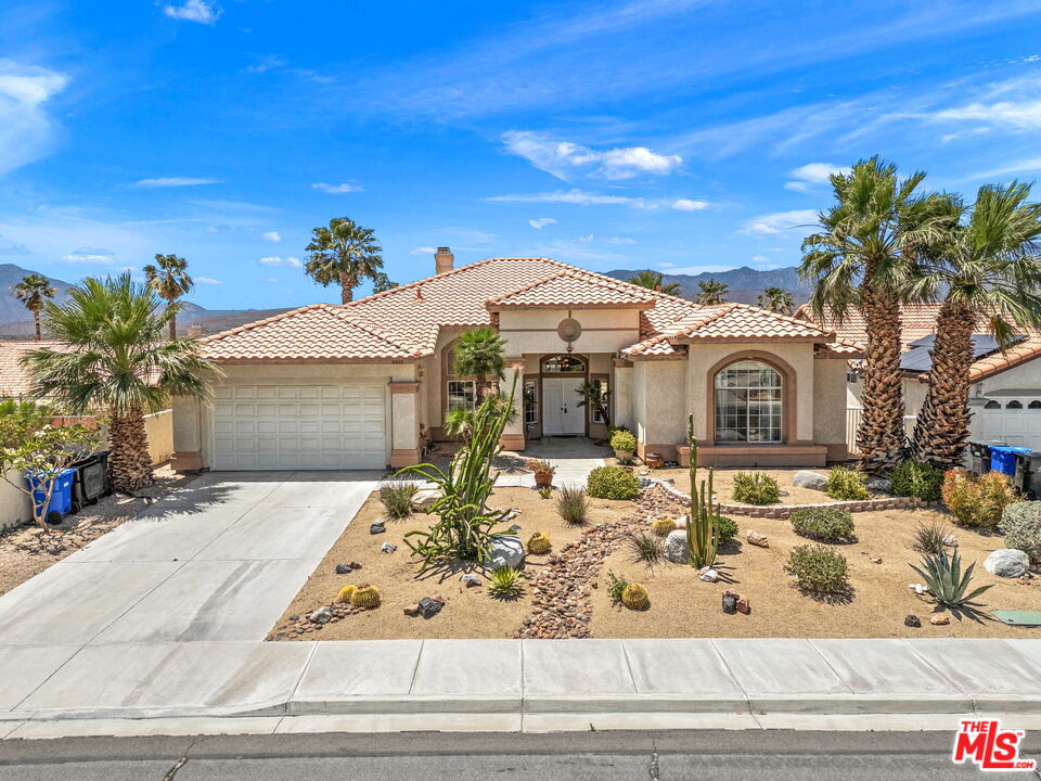 9891 El Rio Ln