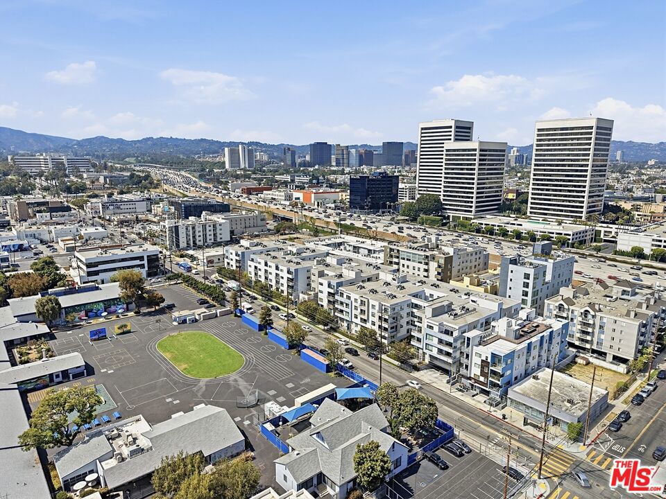 1700 Sawtelle Boulevard 210