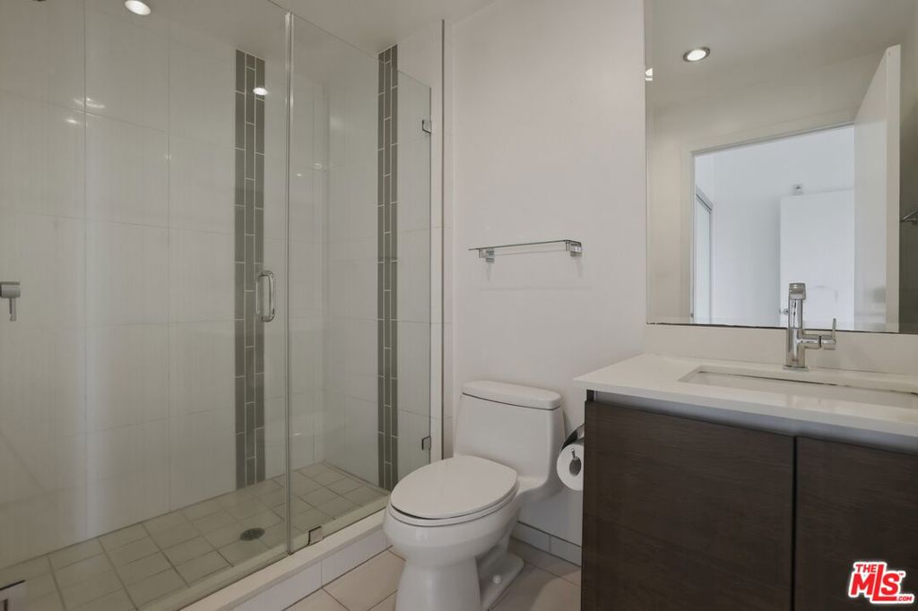 1700 Sawtelle Boulevard 210