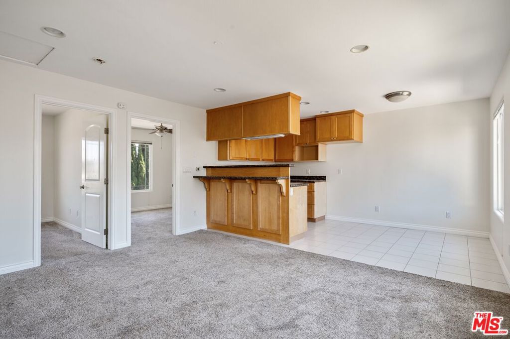 1565 W 218th Street