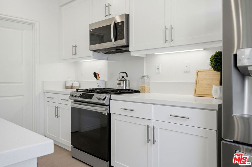 1426 Reliance