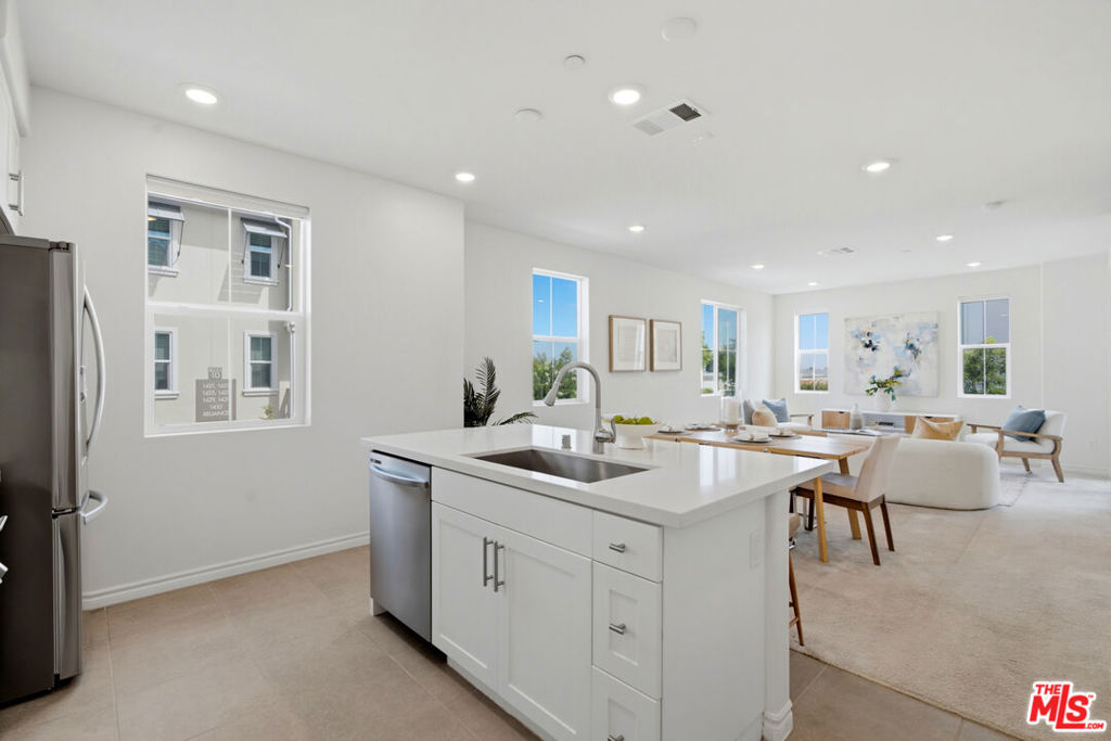 1426 Reliance