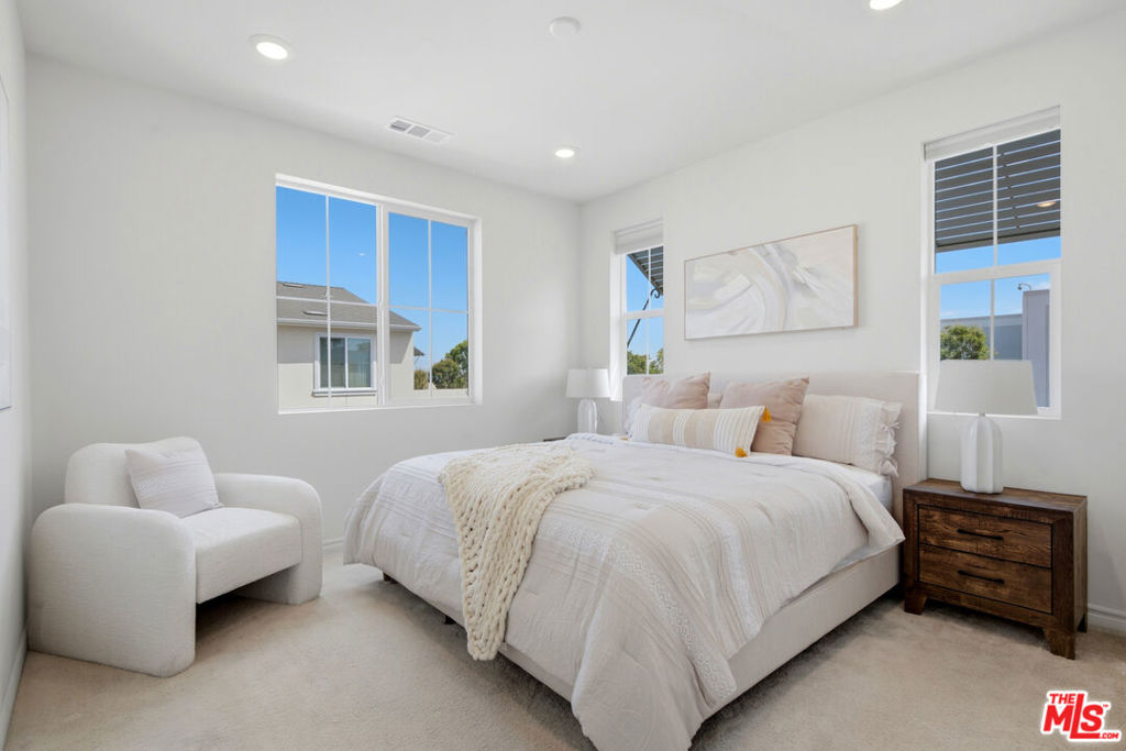 1426 Reliance