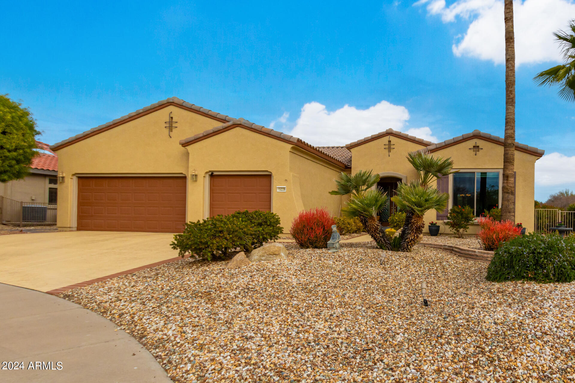 15226 W SIERRA VISTA Drive