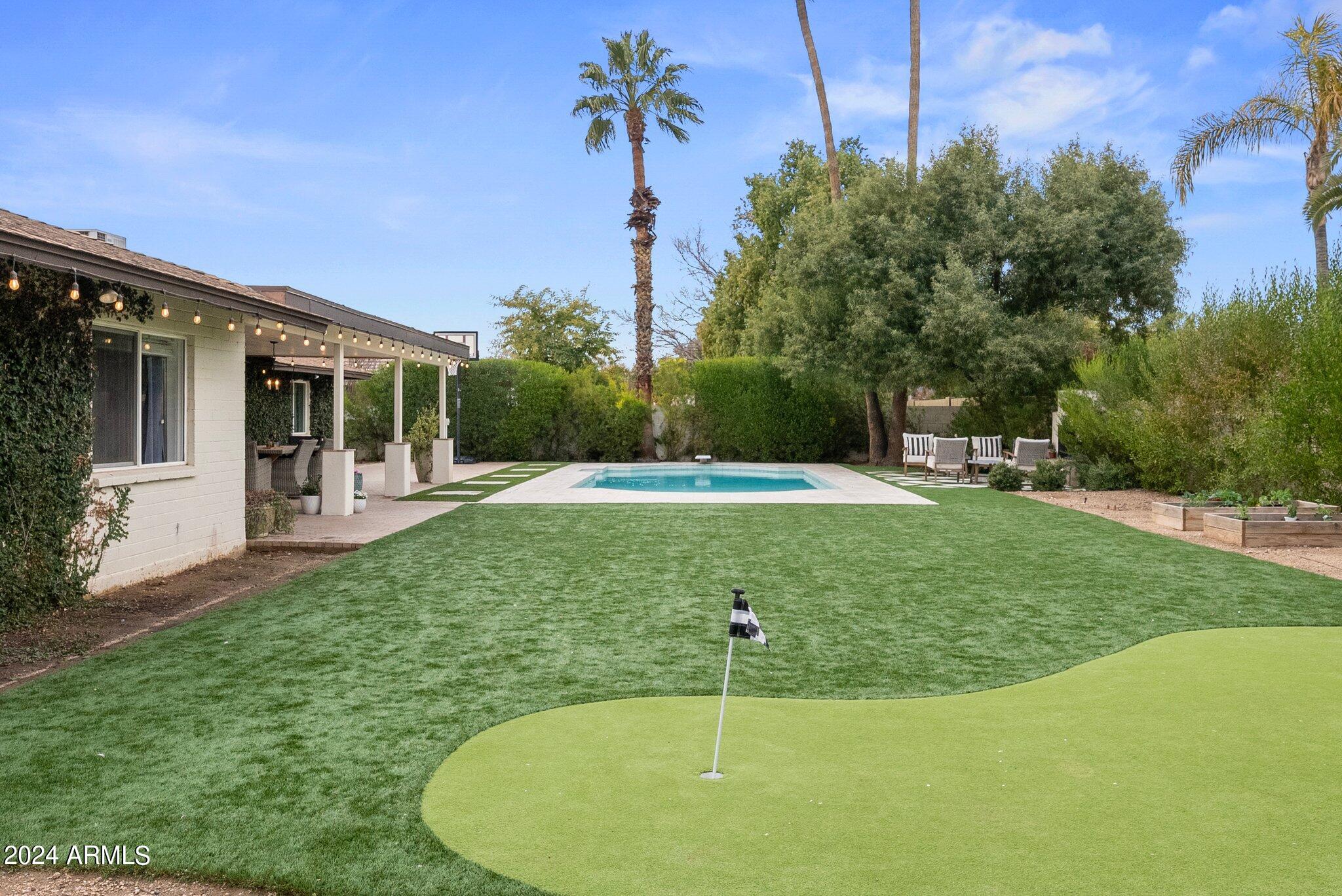 5430 E WINDROSE Drive