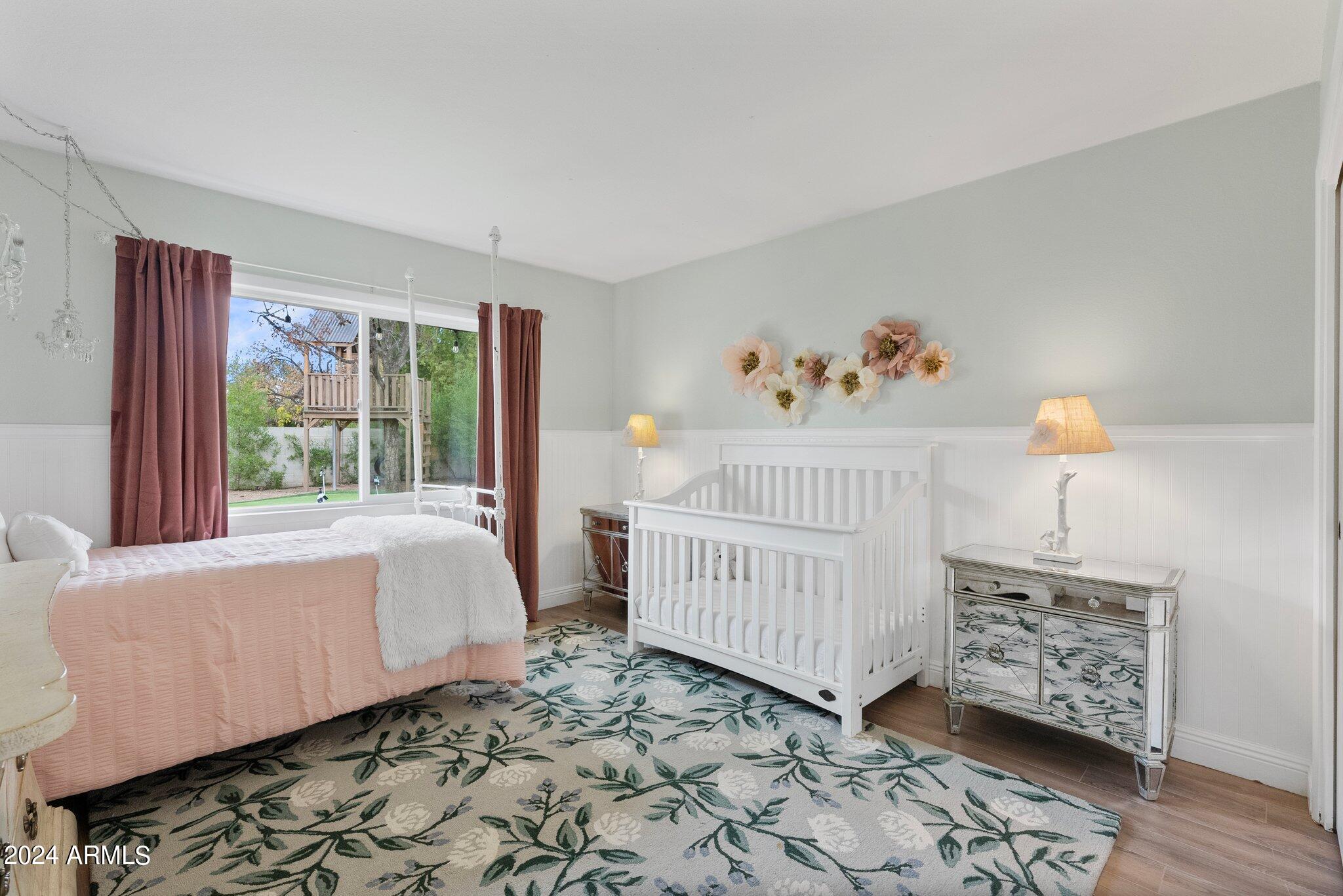 5430 E WINDROSE Drive