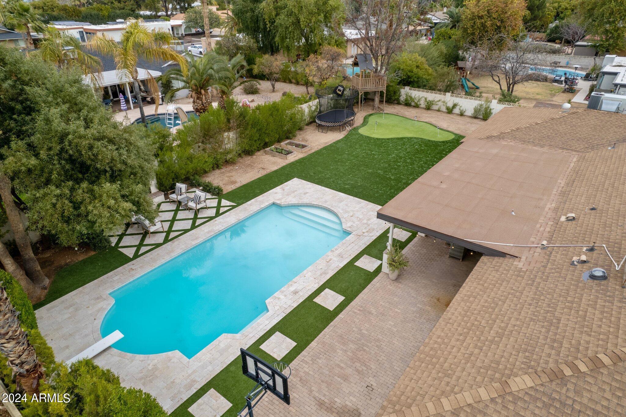 5430 E WINDROSE Drive