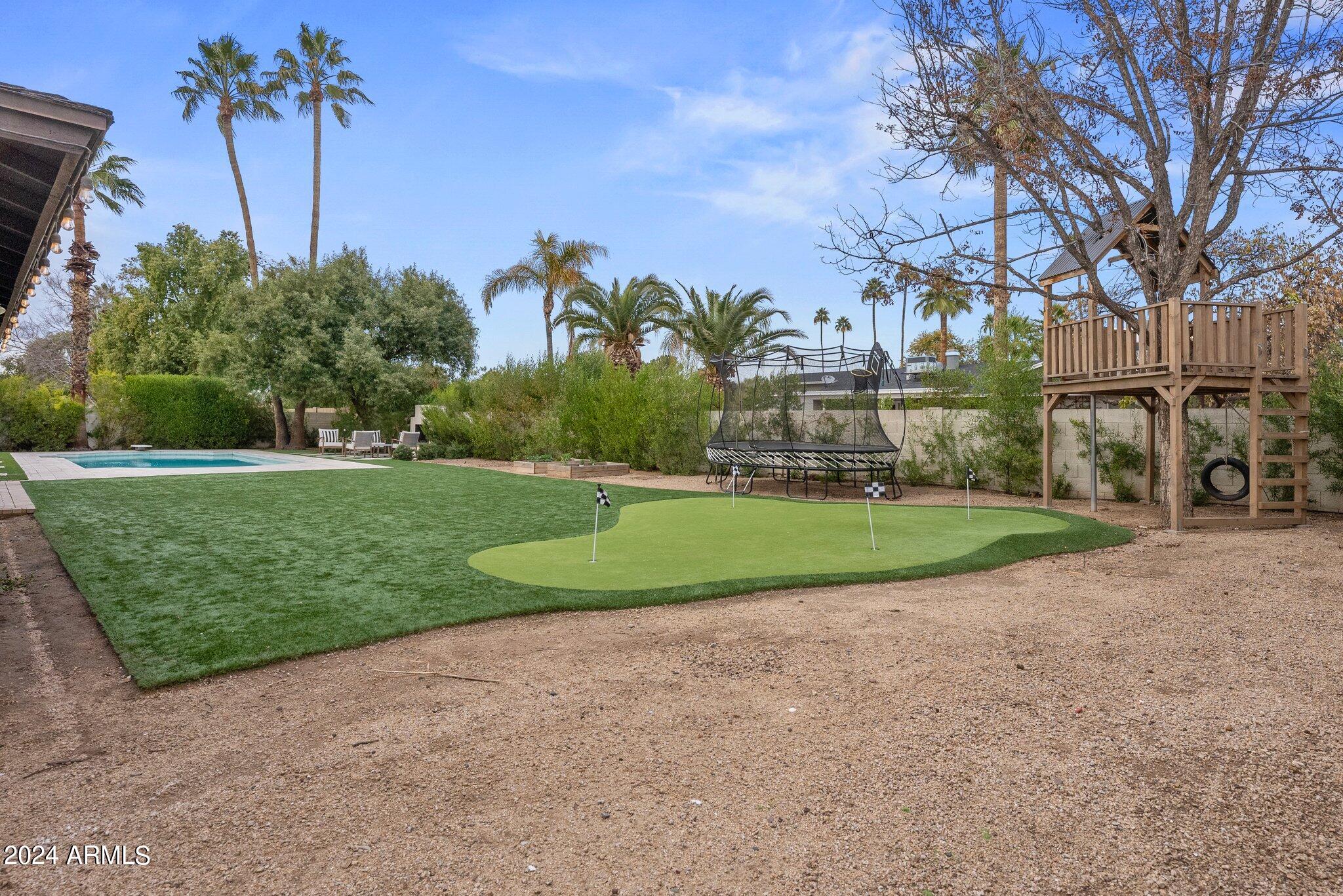 5430 E WINDROSE Drive