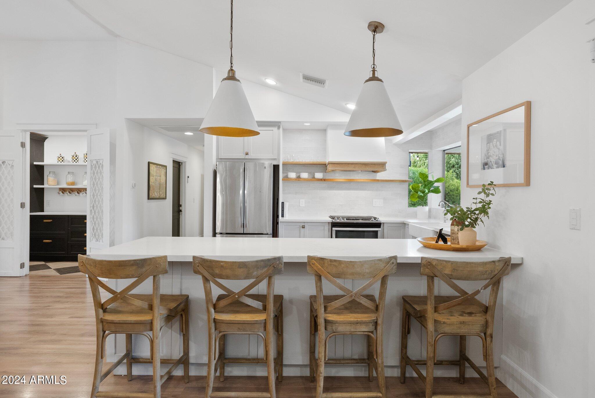 5430 E WINDROSE Drive