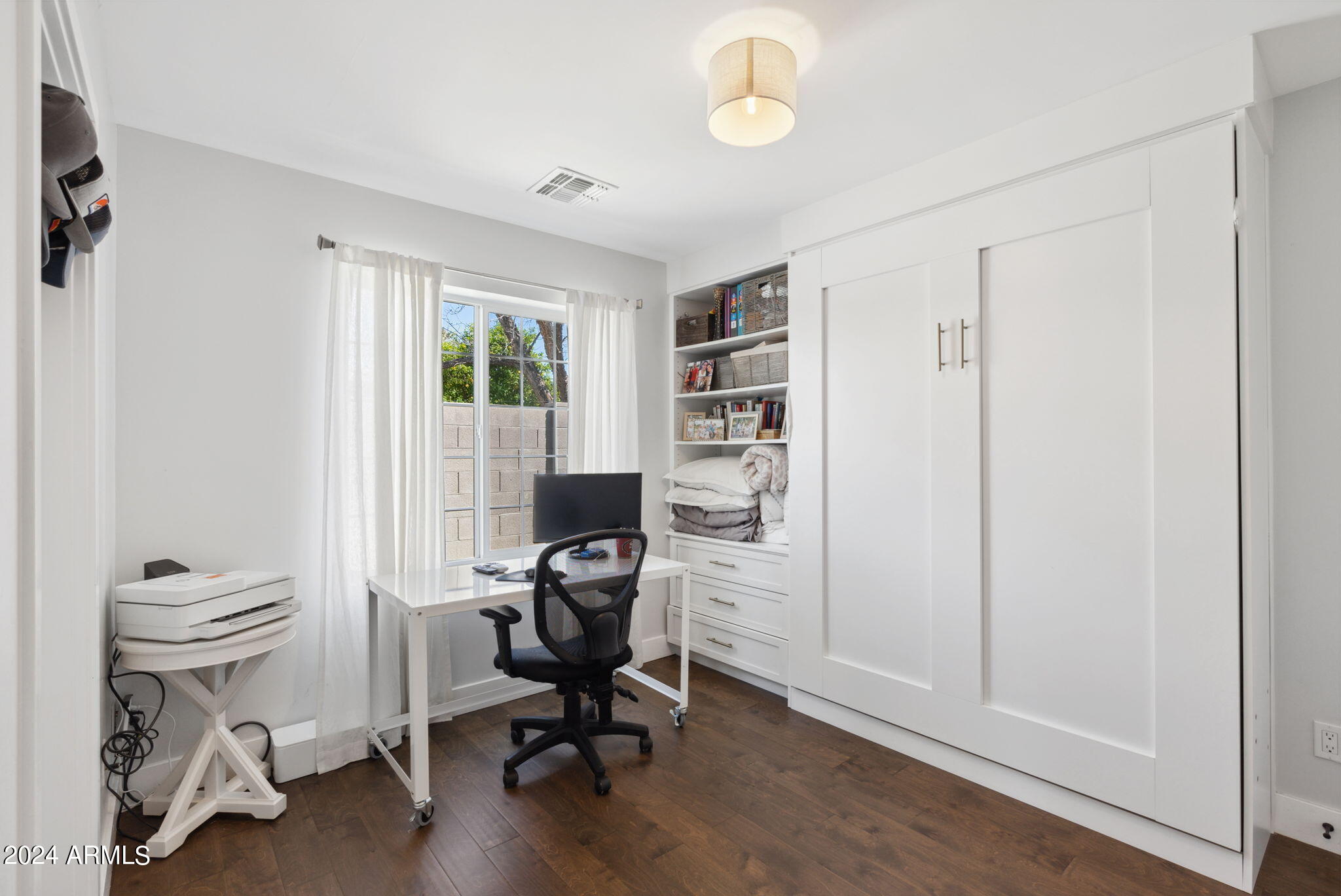 4049 E CLARENDON Avenue