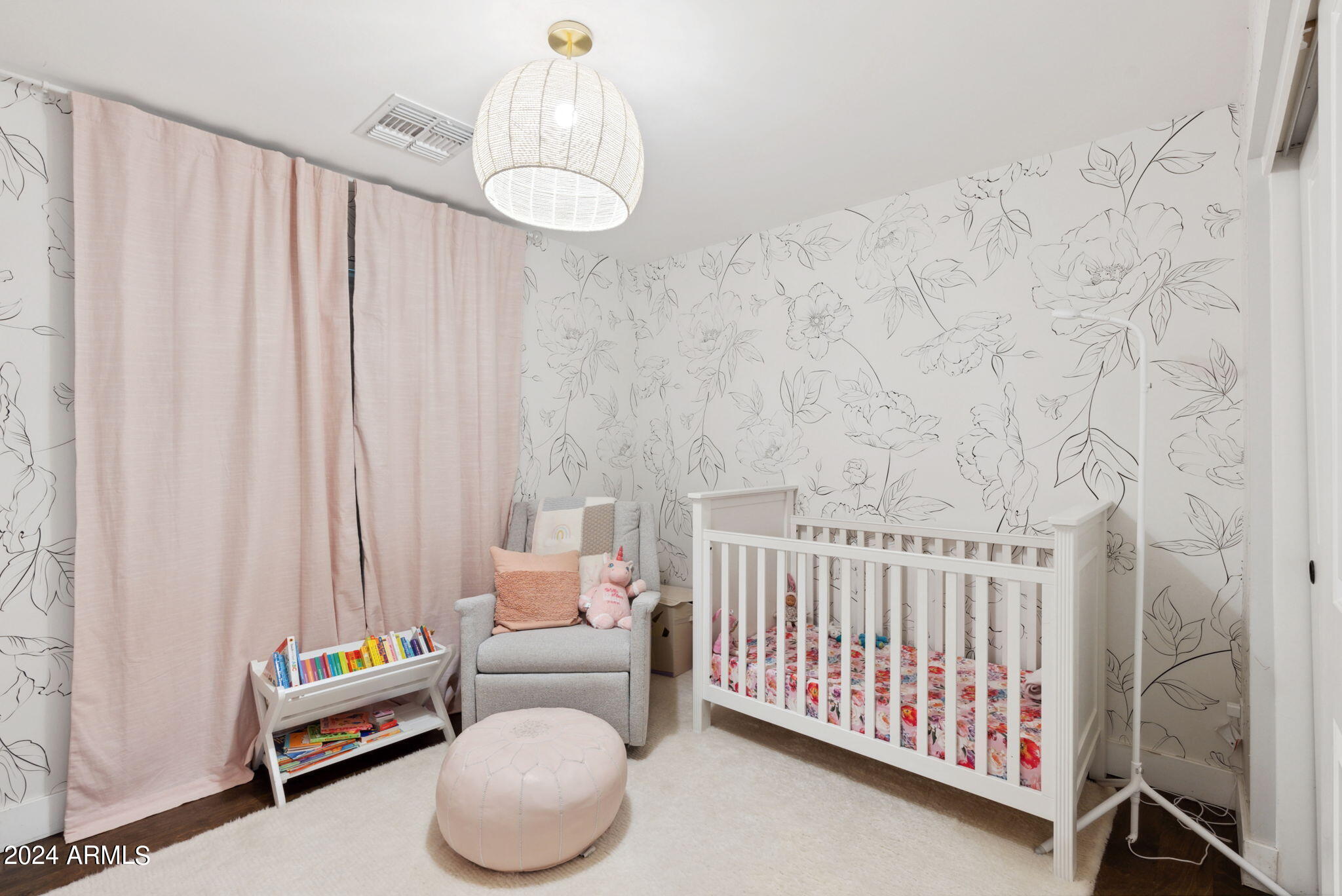 4049 E CLARENDON Avenue