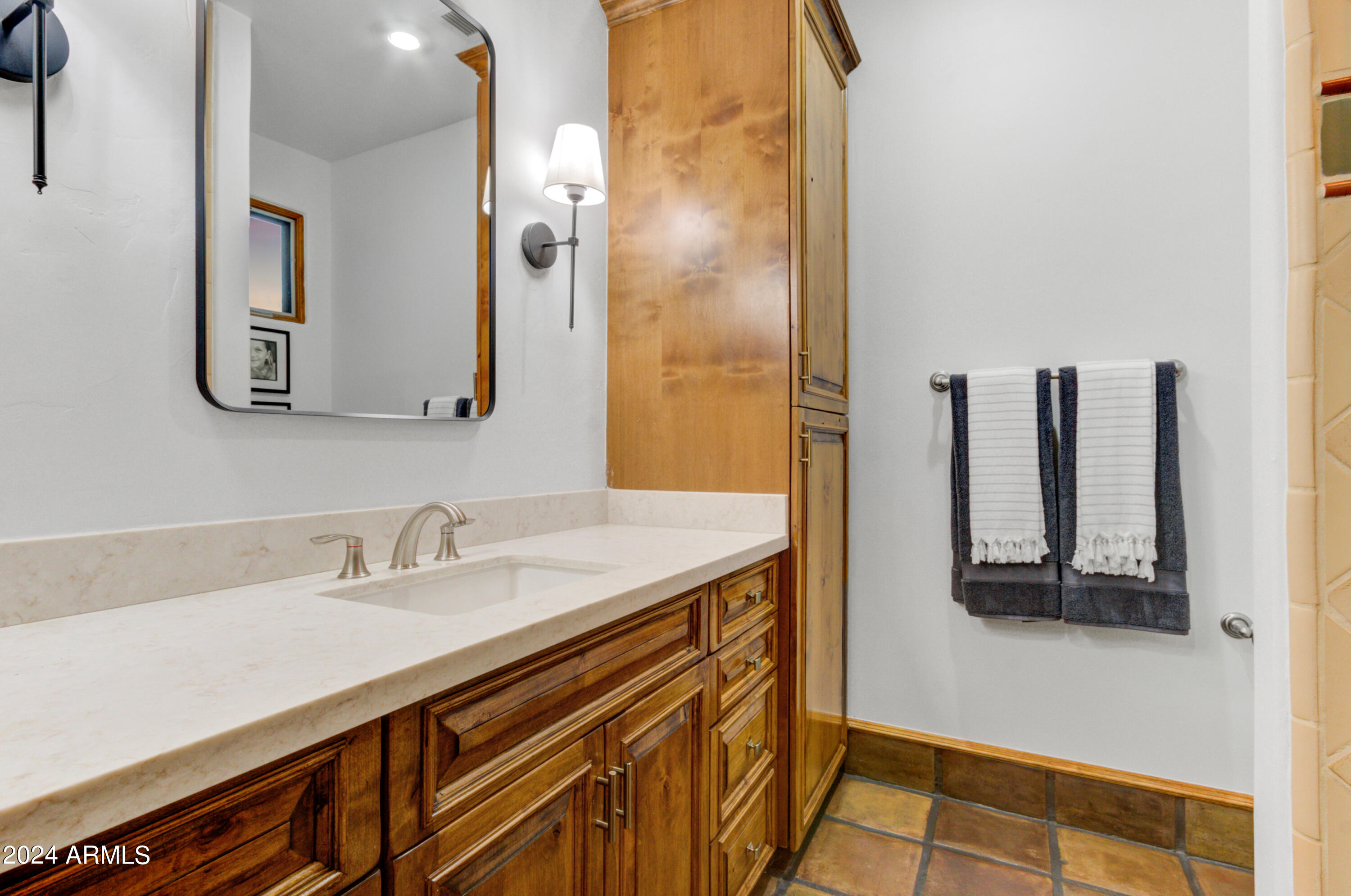 7035 E JUNIPER VILLAGE Drive