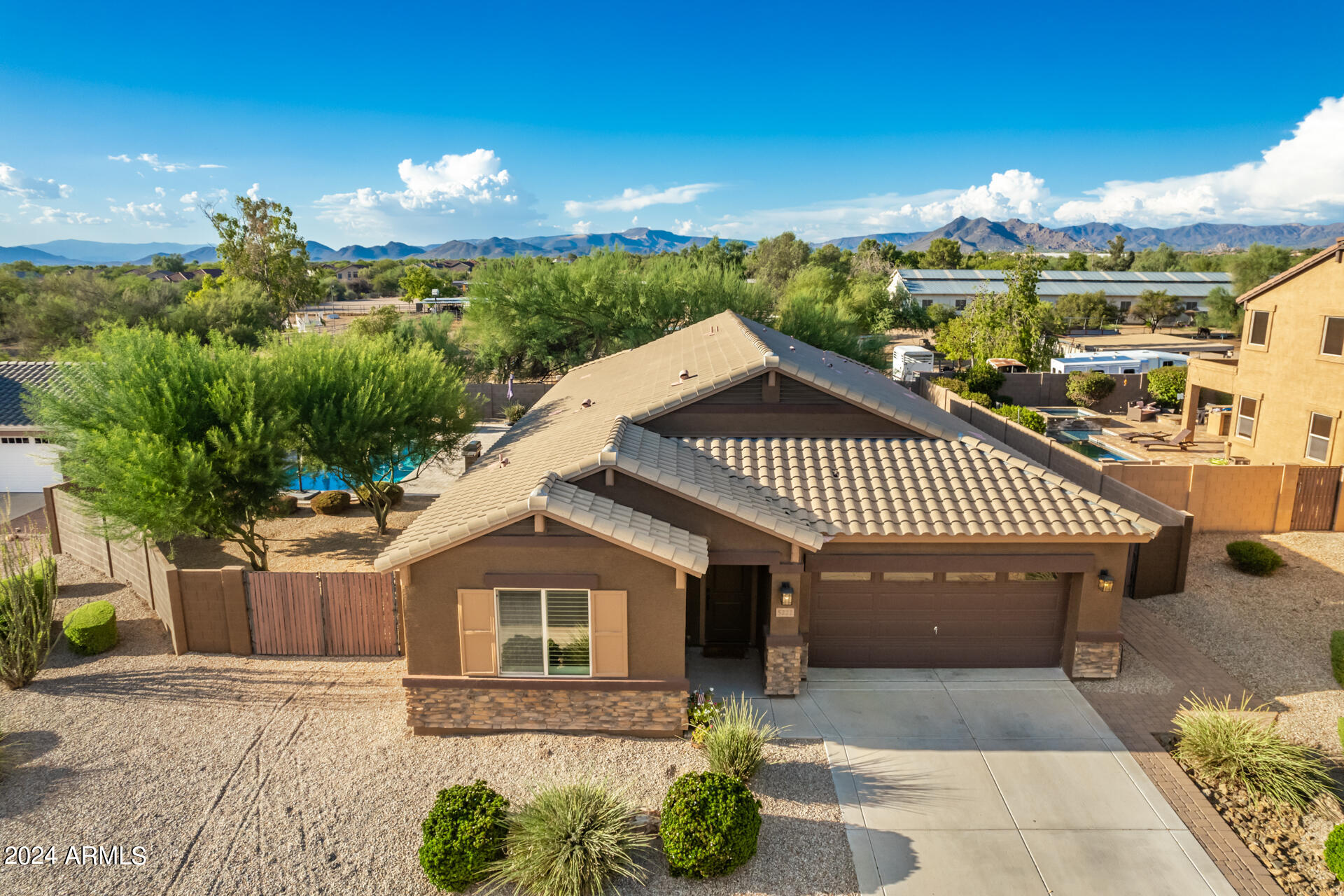 5222 E Cordia Lane