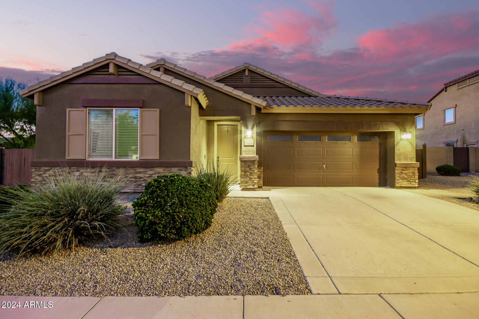 5222 E Cordia Lane