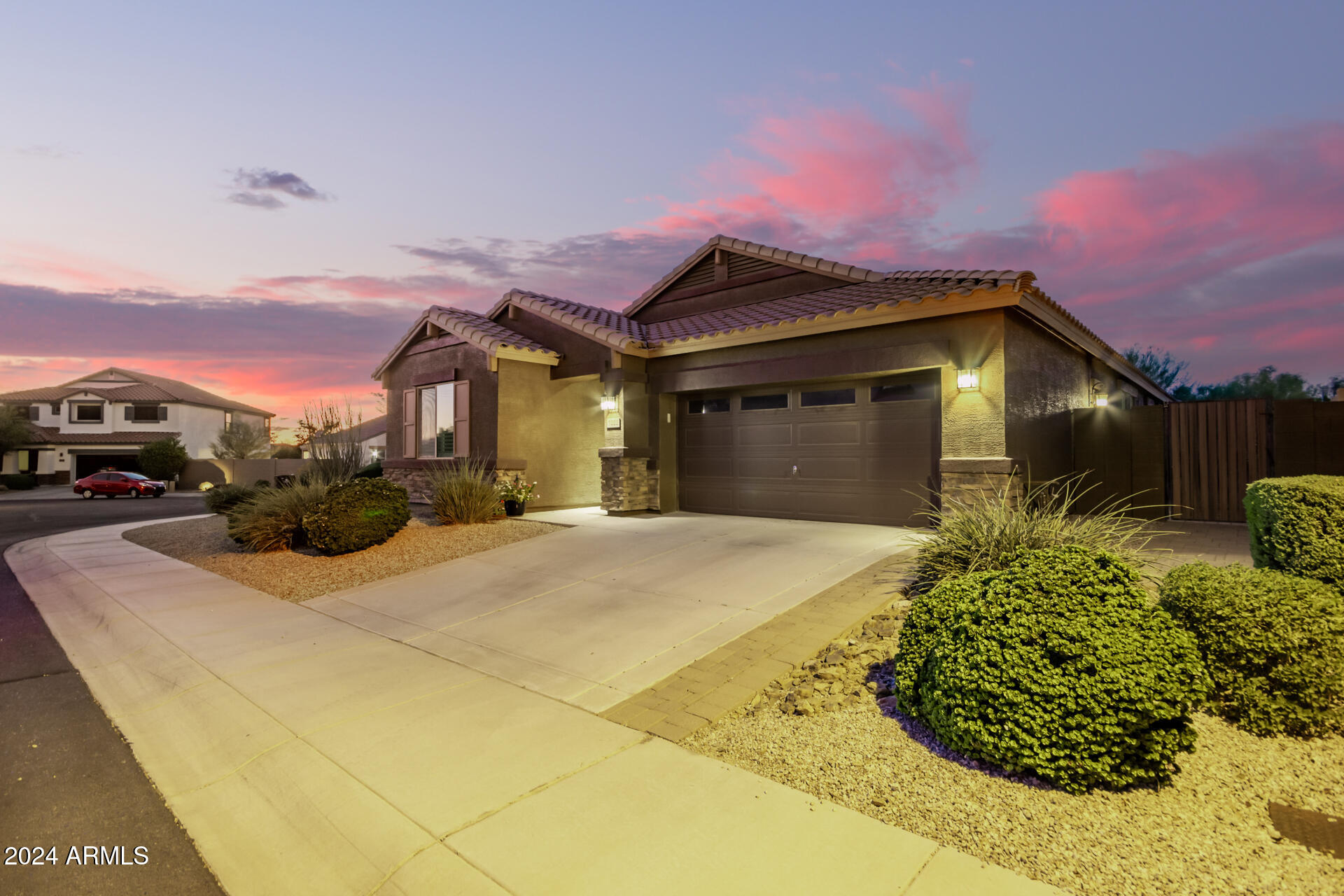 5222 E Cordia Lane