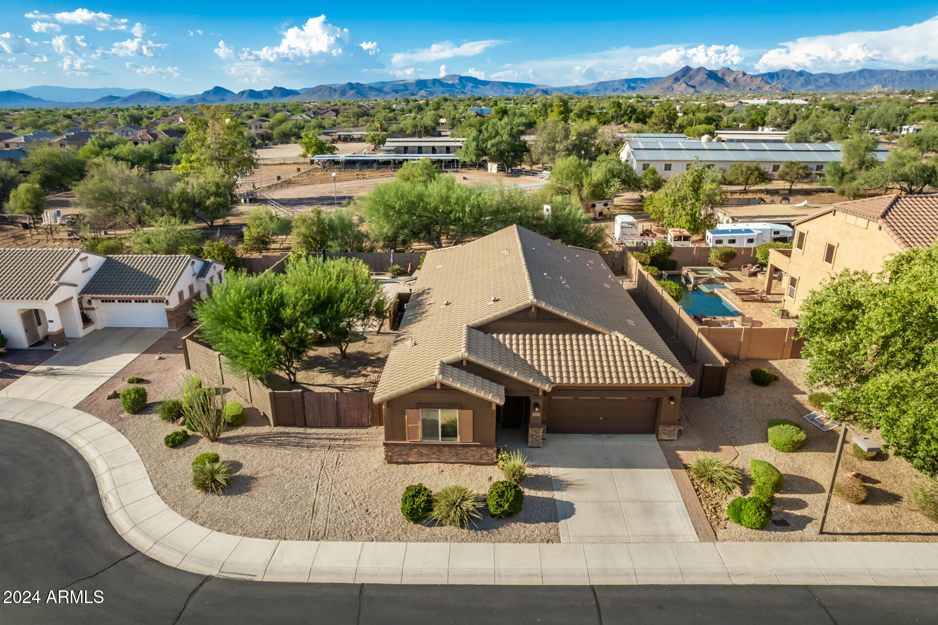 5222 E Cordia Lane