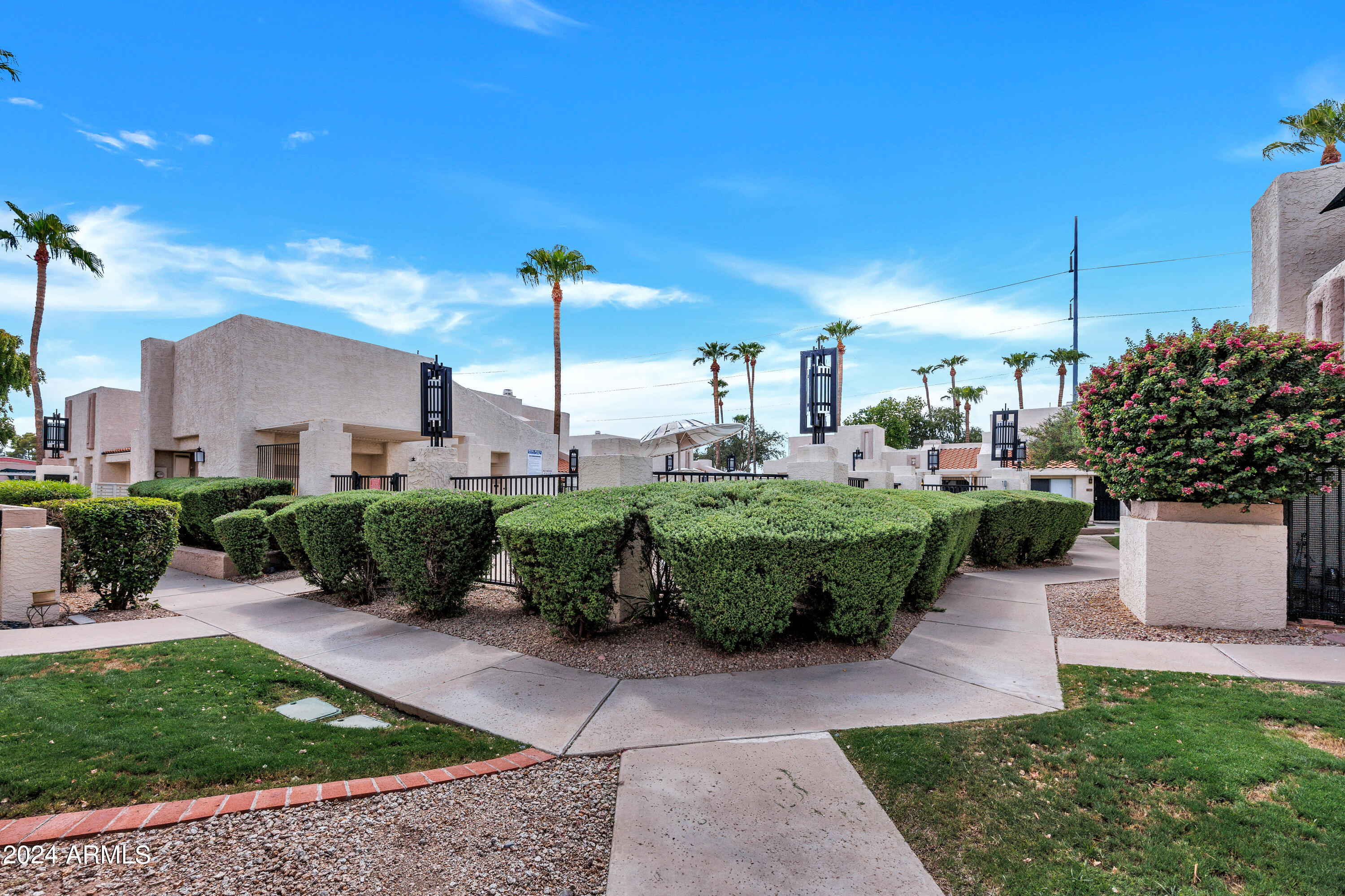 739 E LOLA Drive