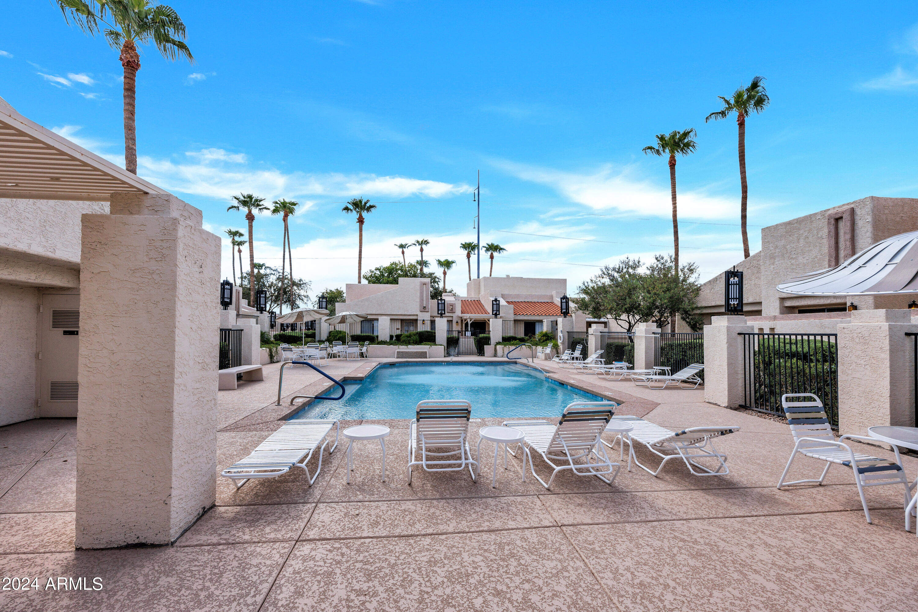 739 E LOLA Drive
