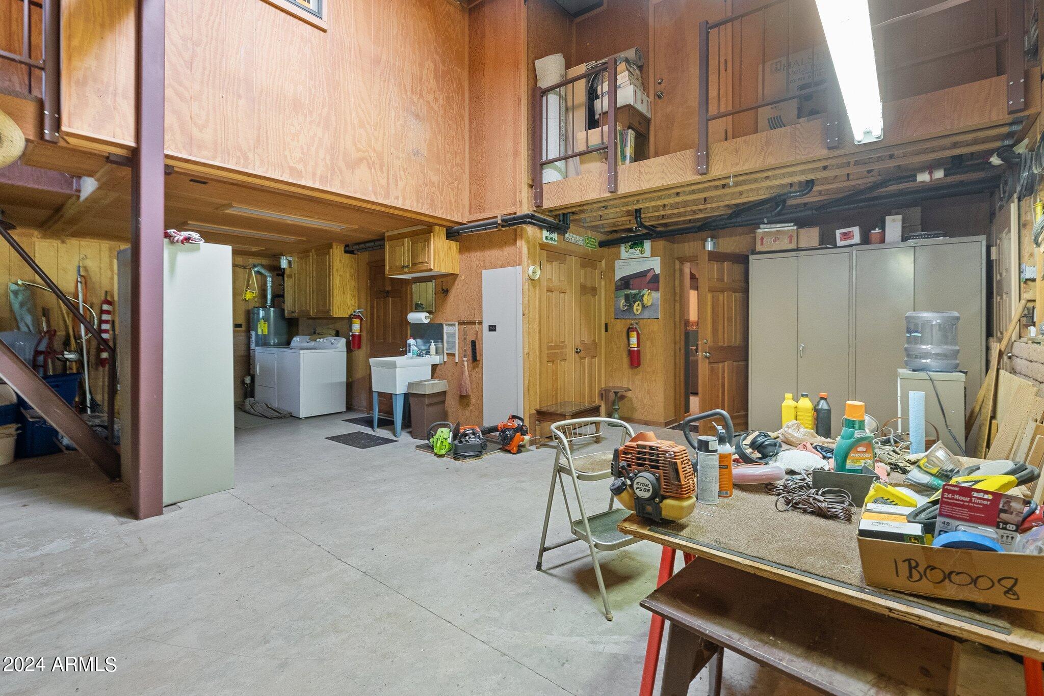 2390 E FRANQUERO Lane