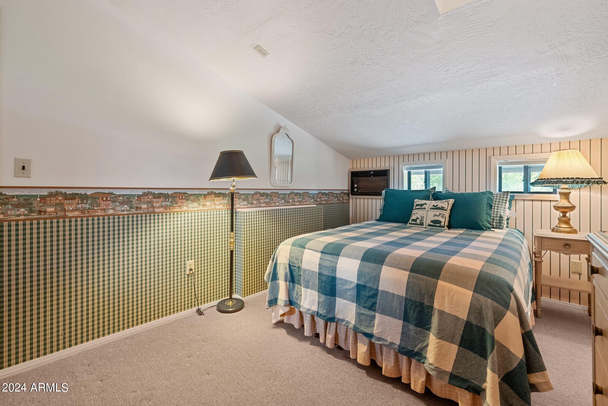 2390 E FRANQUERO Lane