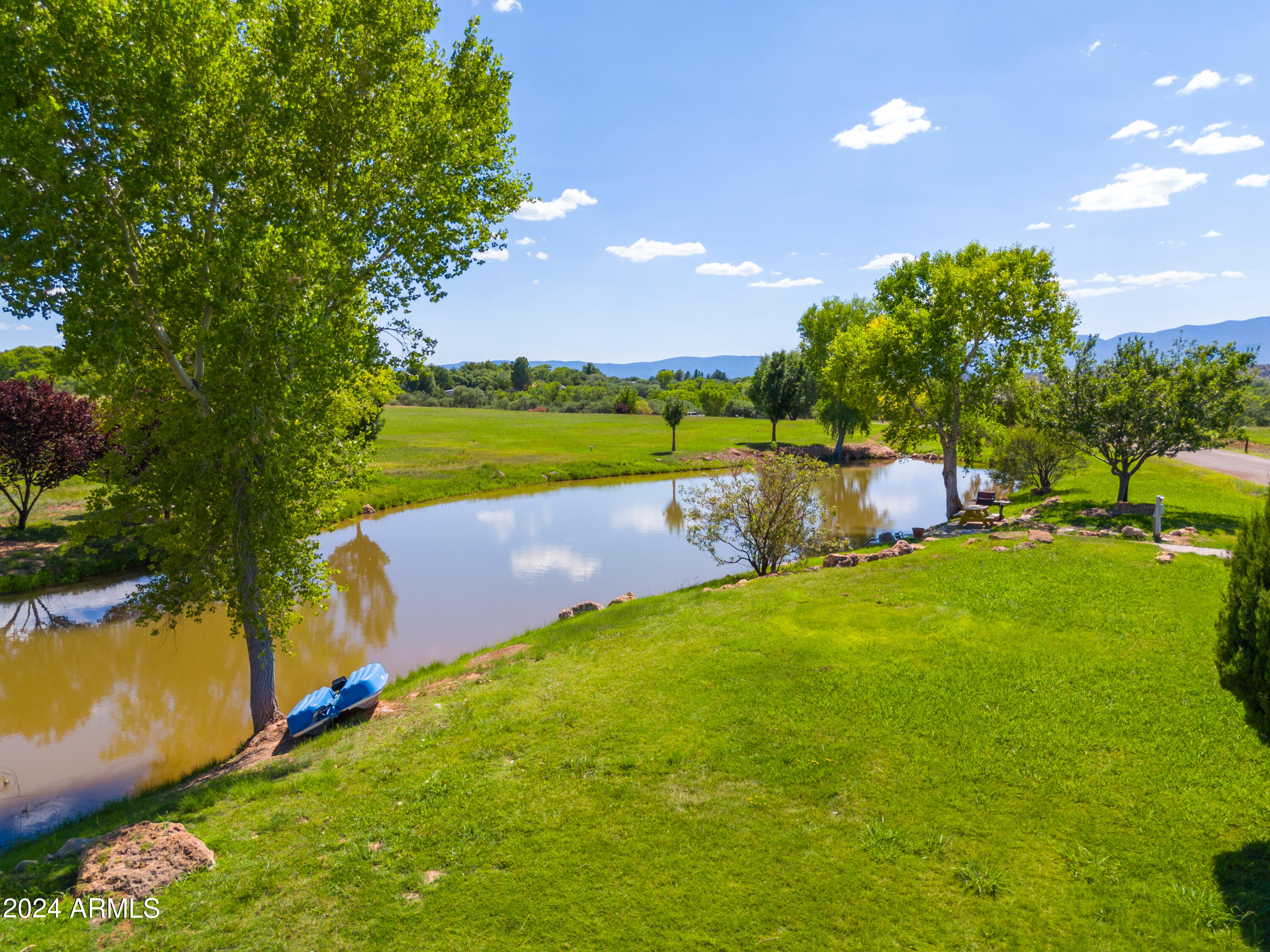 325 S BONITO RANCH Loop 24