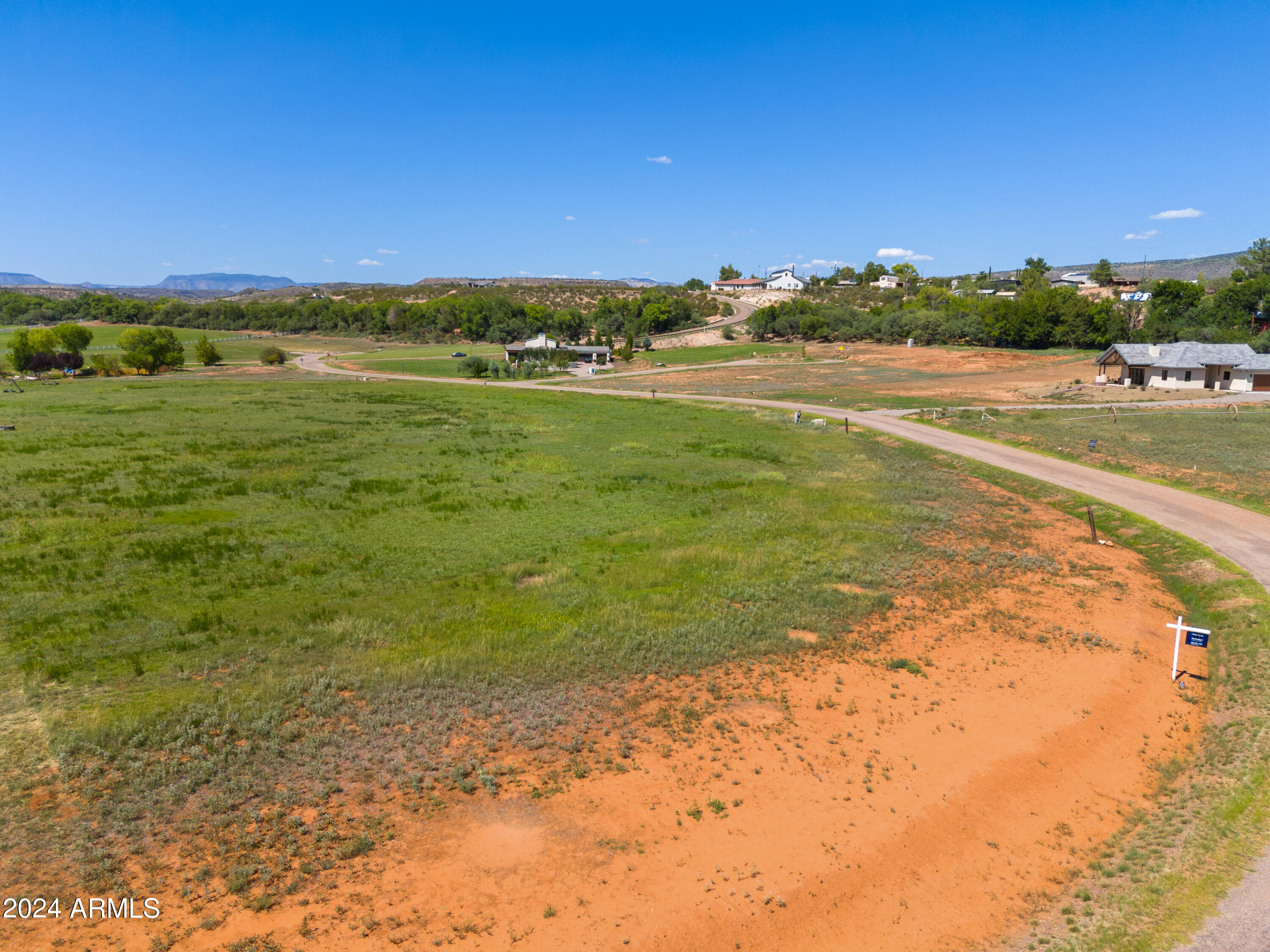 325 S BONITO RANCH Loop 24