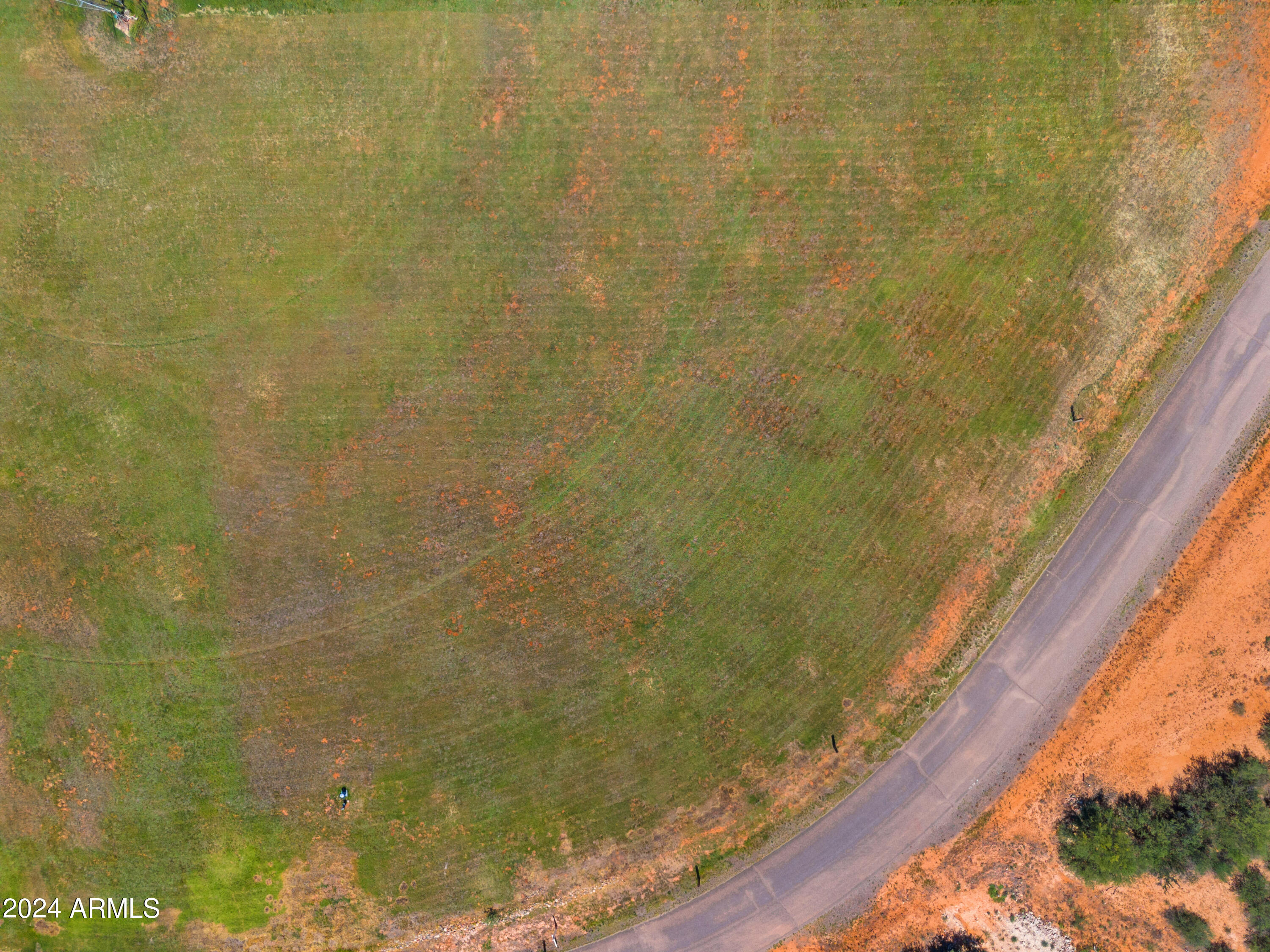 325 S BONITO RANCH Loop 24