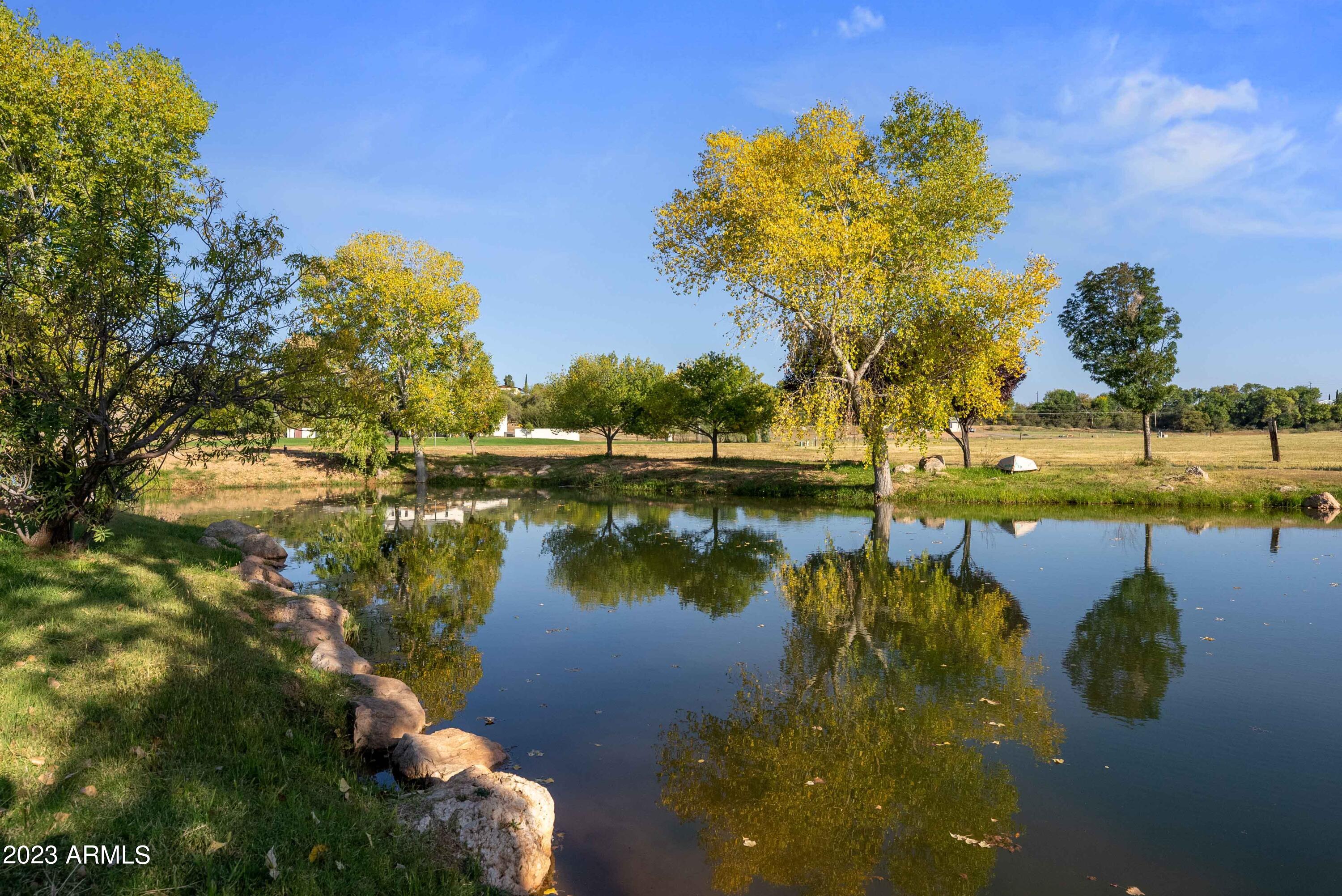 355 S BONITO RANCH Loop 23