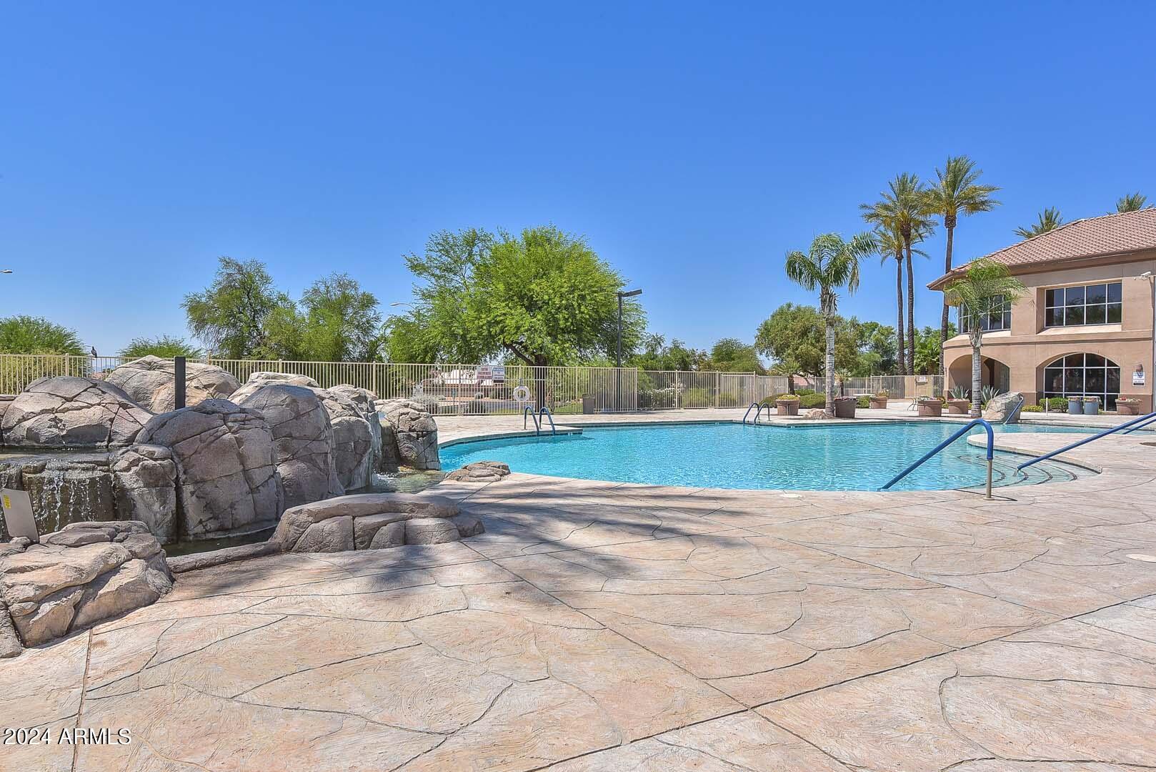 13528 W SPRINGDALE Drive