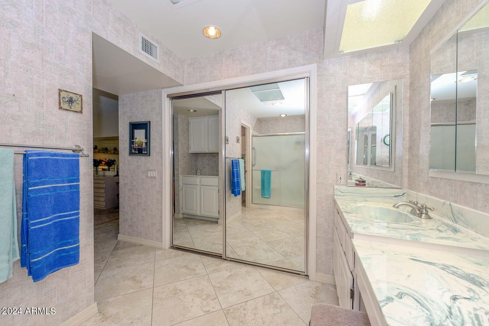 13528 W SPRINGDALE Drive
