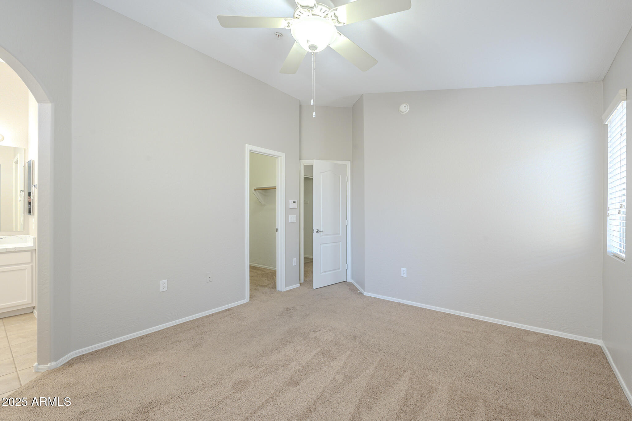 2250 E DEER VALLEY Road 48